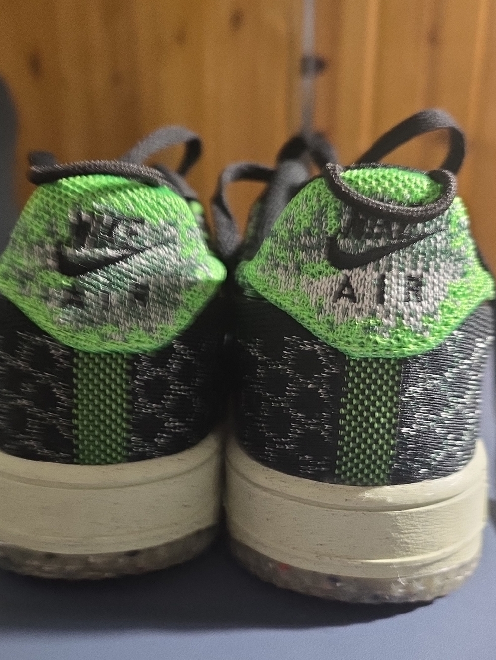Nike AF1 Low Crater Flyknit Black and Bright Green Knit Sneakers Size 7.5m/9w.